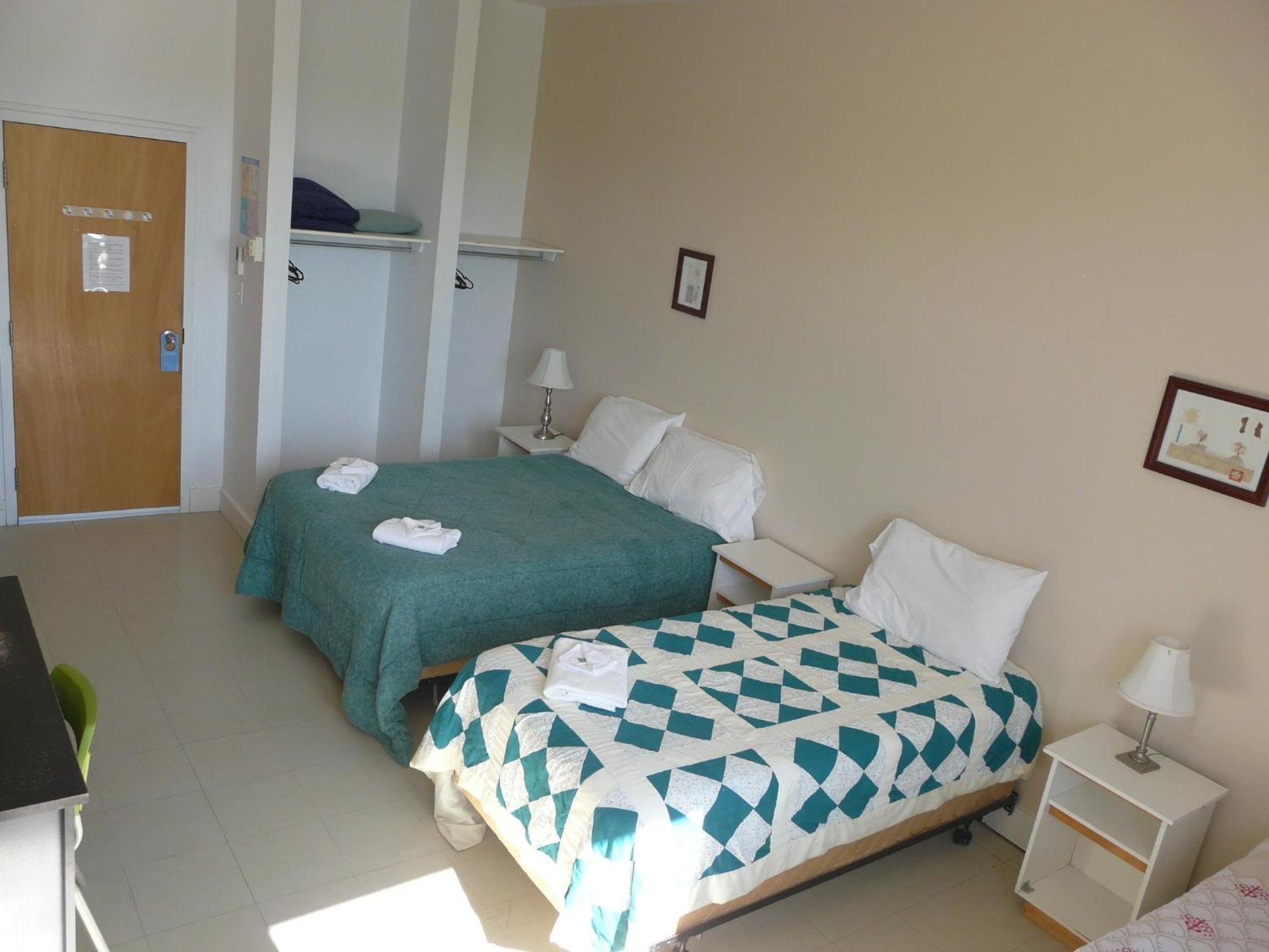 Auberge La Petite École de Forillon Gaspé Habitación foto